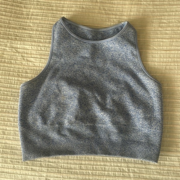Worn once Spiritual Gangster High neck sports bra/crop top. Size XS/S. - Picture 2 of 4